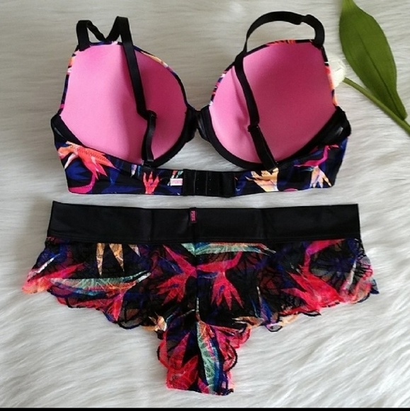 ❌🌟34B 🌟PINK VICTORIA'S SECRET BRA + PANTY S.nwt - Picture 2 of 3